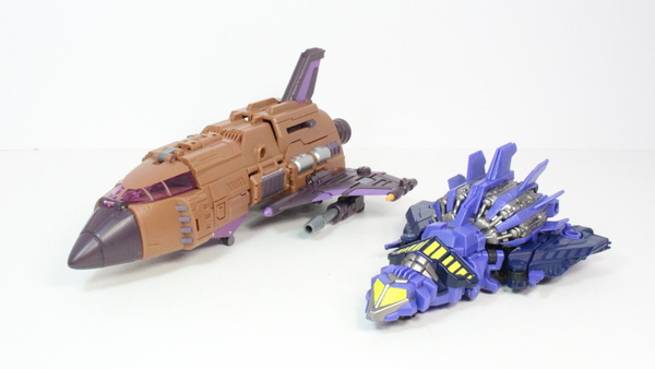 FansProject Warbotron WB01 A Air Burst Figure Video And Images Review By Shartimus Prime  (35 of 45)